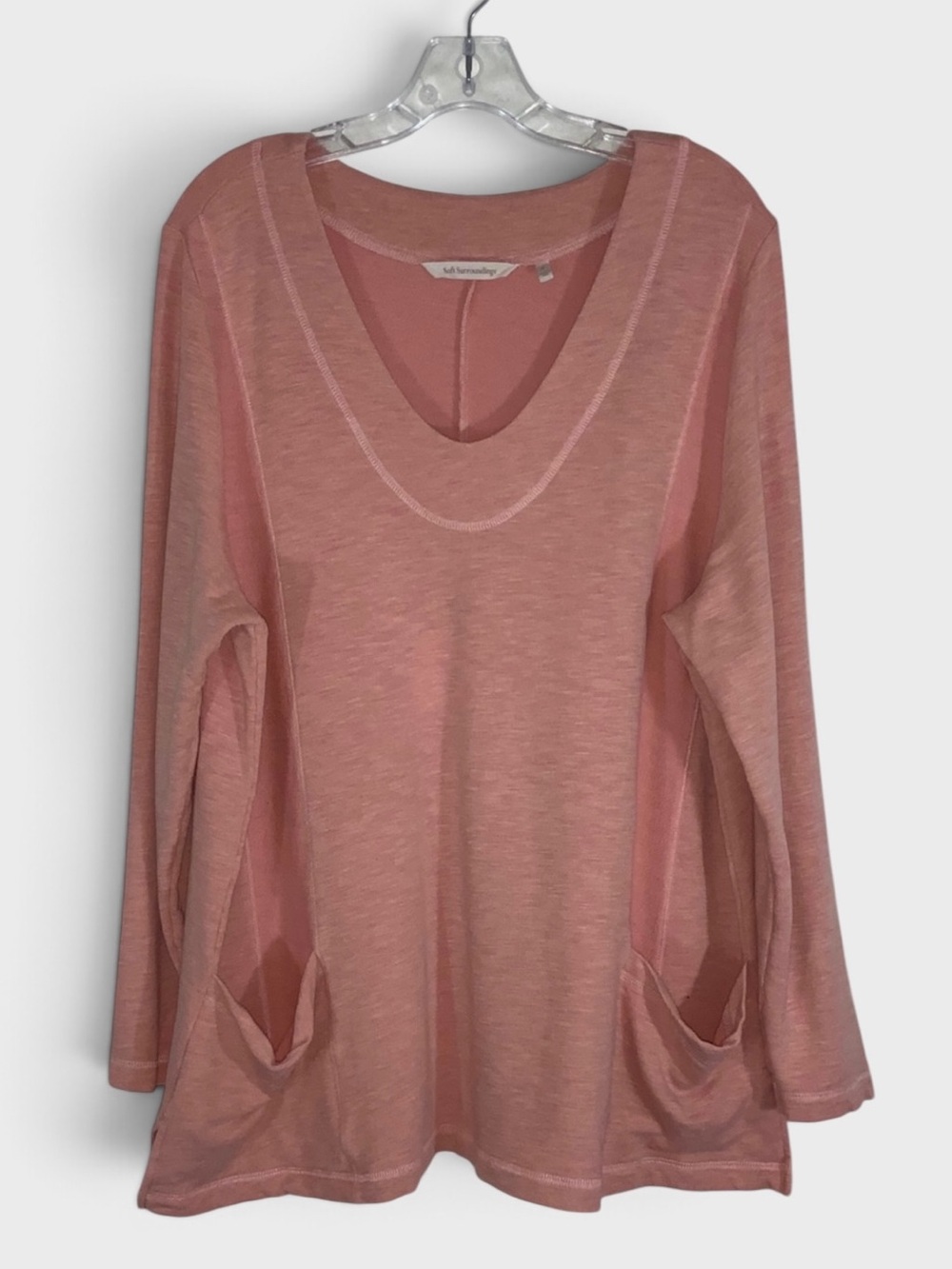 510 10/$50🏄🏻‍♀️ Soft Surroundings Pink Long-Sleeve V-Neck Tunic Top with Pockets